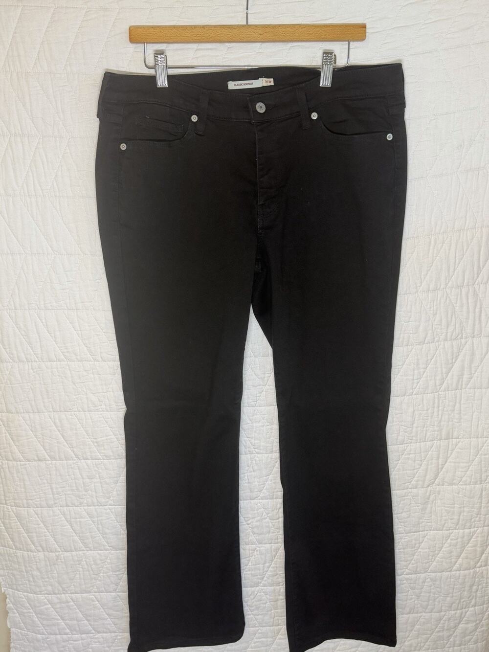 Levi’s Womens 16W Classic Bootcut Black Stretch Jeans Mid Rise 5 Pocket